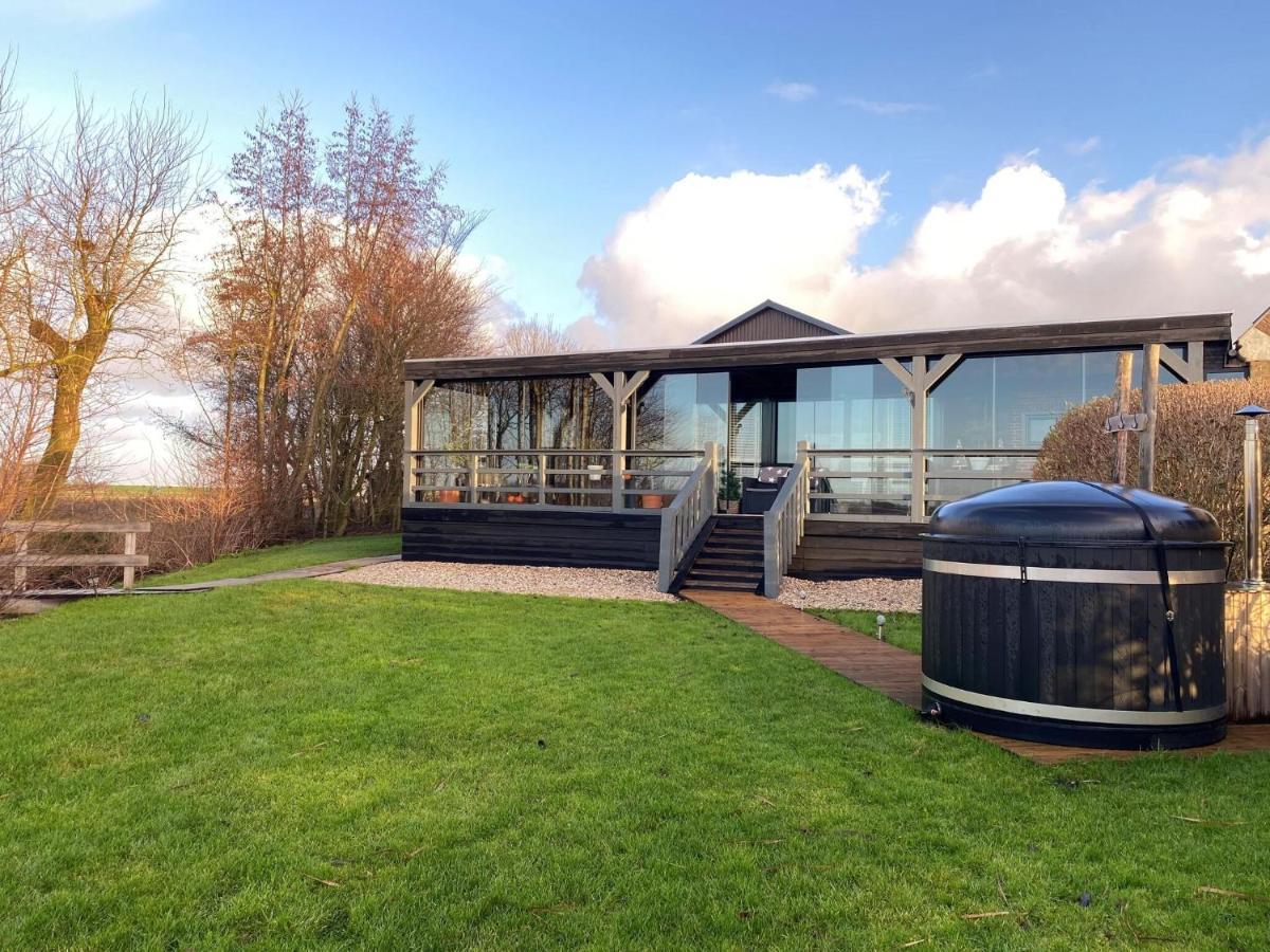 Fantastic Brand New Vacation Home Near The Wadden Paesens Exterior foto